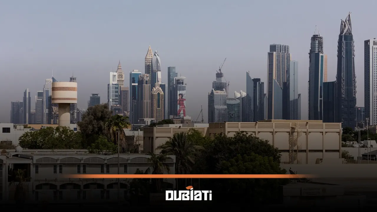 شهر شارجه از نظر مناطق چه ساختاری دارد؟